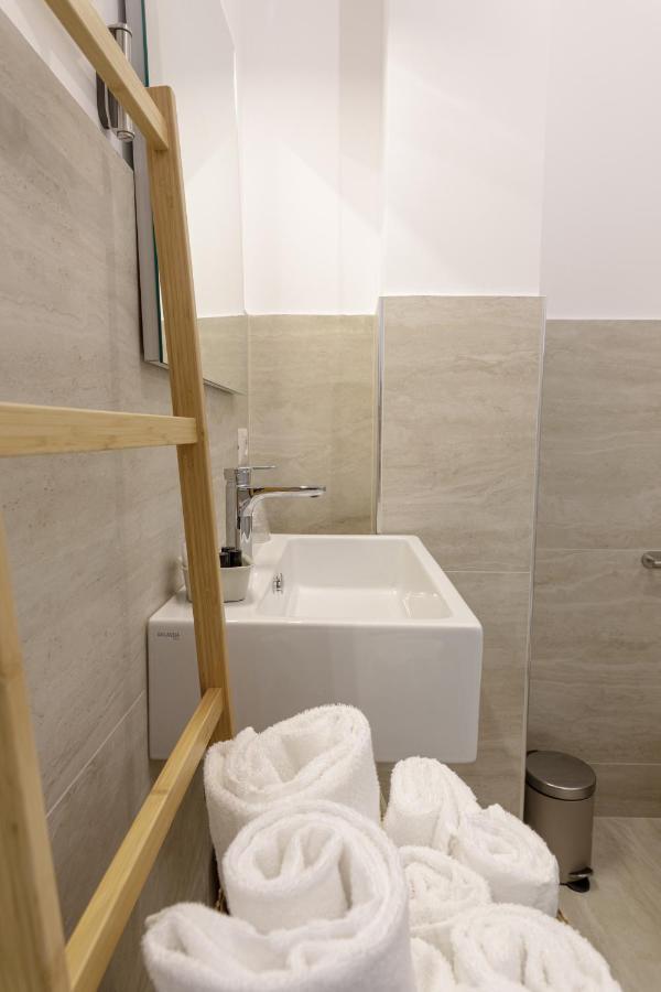 Vista Mare Guest House ชิวิตาโนวา มาร์เค ภายนอก รูปภาพ