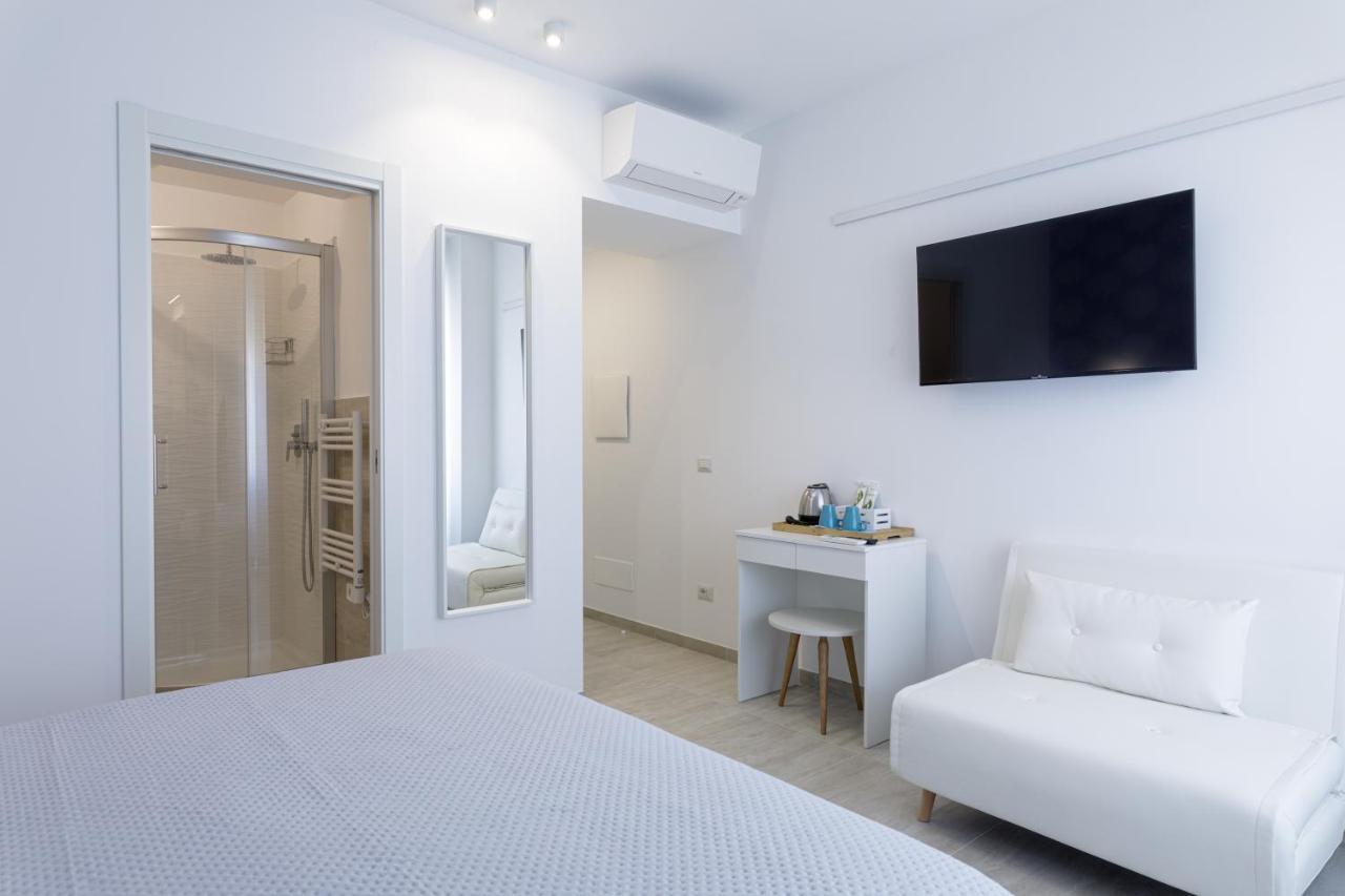 Vista Mare Guest House ชิวิตาโนวา มาร์เค ภายนอก รูปภาพ