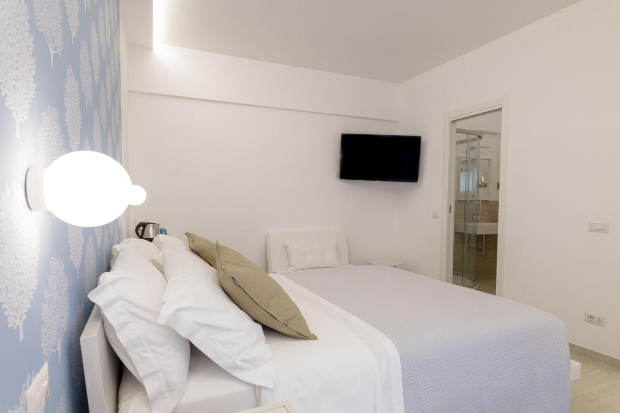 Vista Mare Guest House ชิวิตาโนวา มาร์เค ภายนอก รูปภาพ